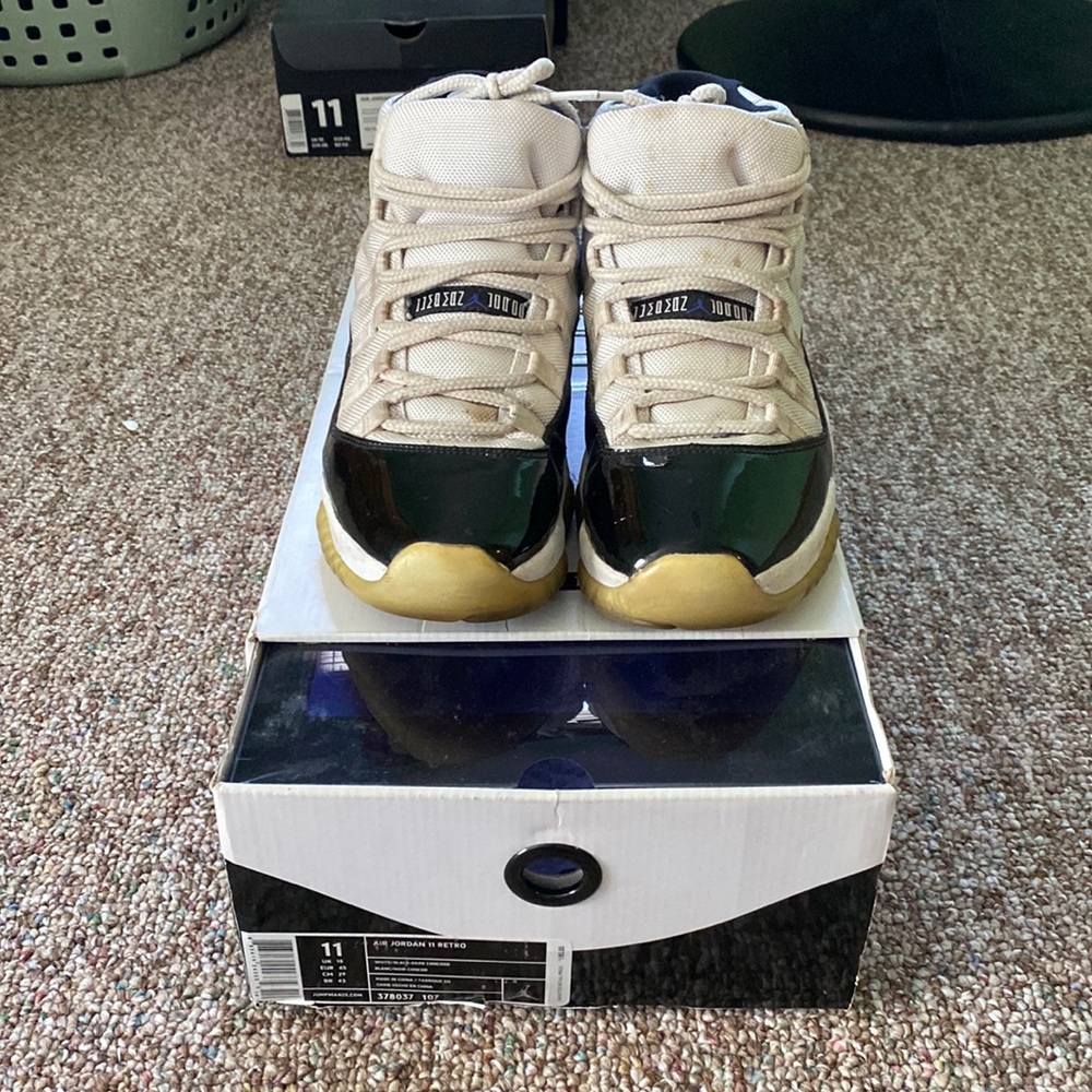 Air Jordan 11